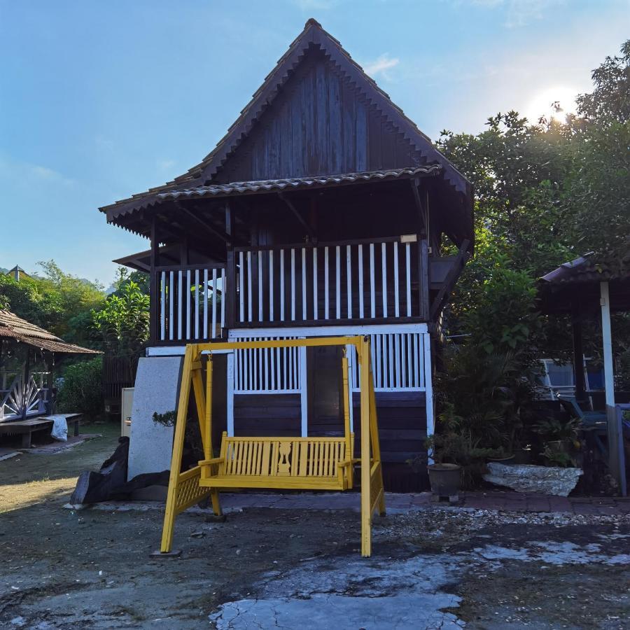 Mykampung Chalet Hotell Ipoh Exteriör bild